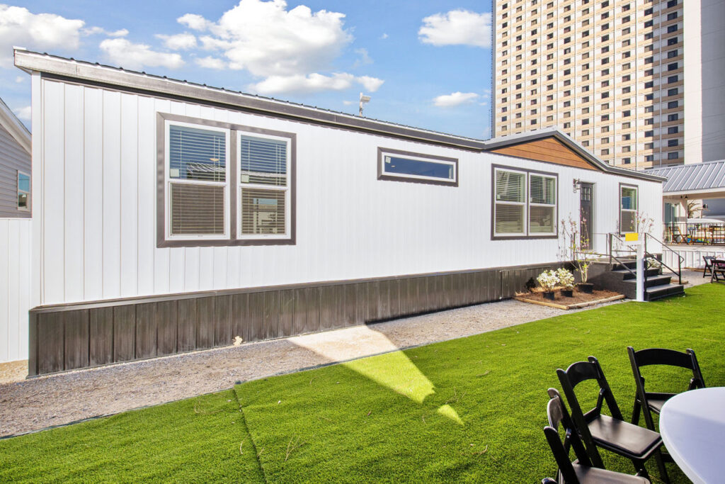 025 warehouse creole exterior3